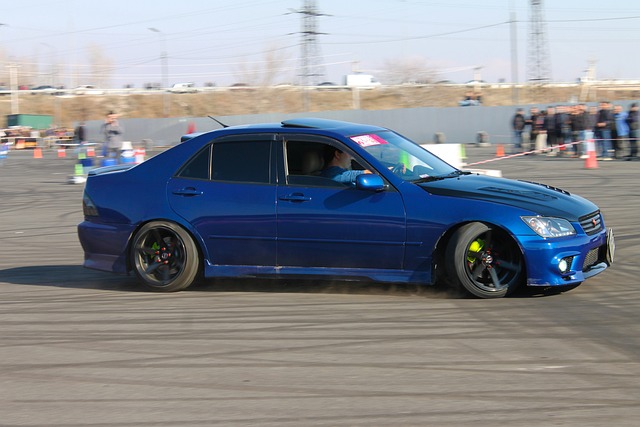 会对康宁汉 会对康宁汉